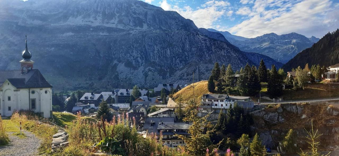 Hotel Bergidyll Andermatt Exterior photo